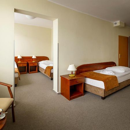 Hotel Zawisza Bydgoszcz Exteriör bild