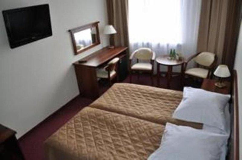 Hotel Zawisza Bydgoszcz Exteriör bild
