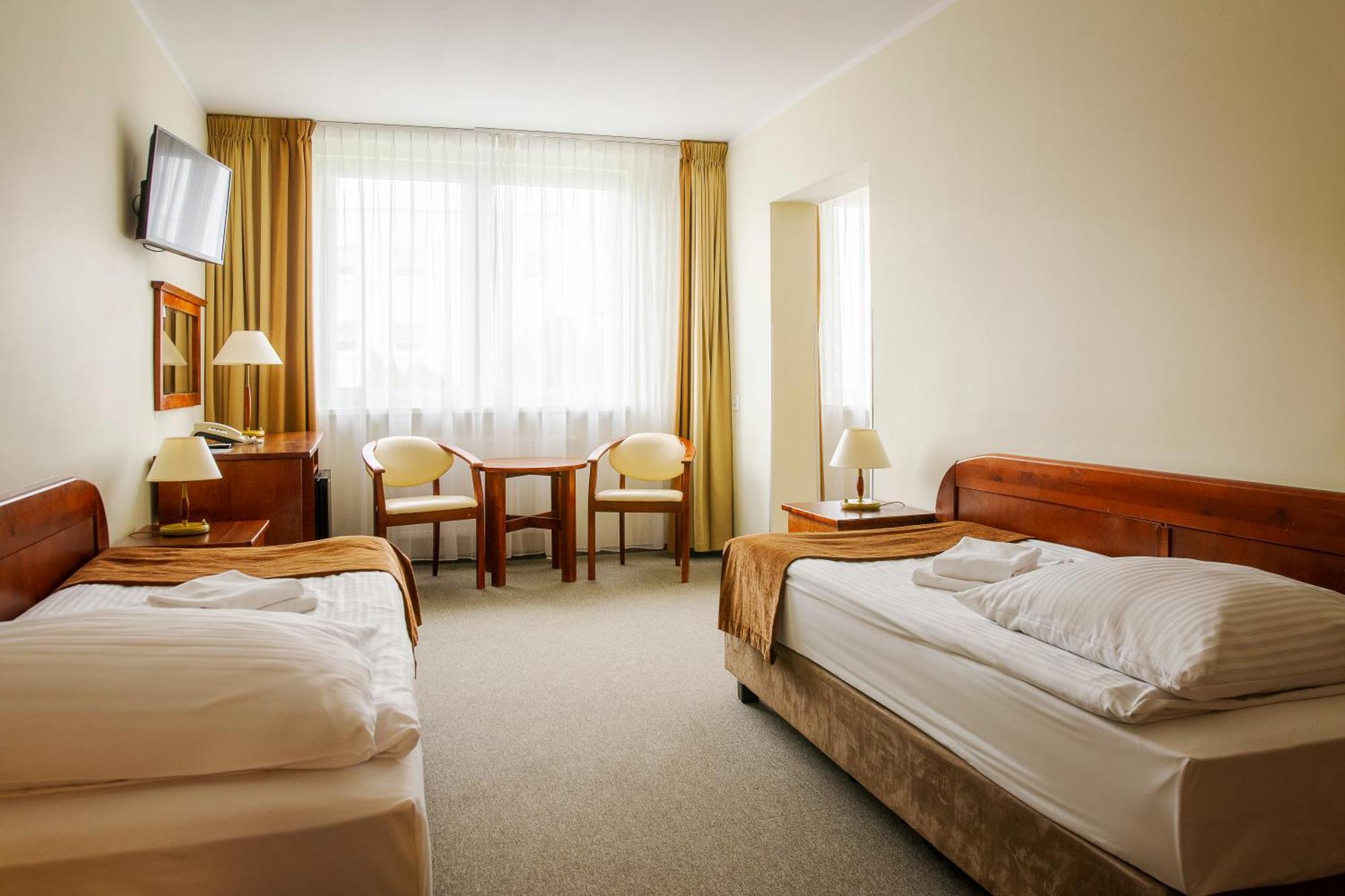 Hotel Zawisza Bydgoszcz Exteriör bild