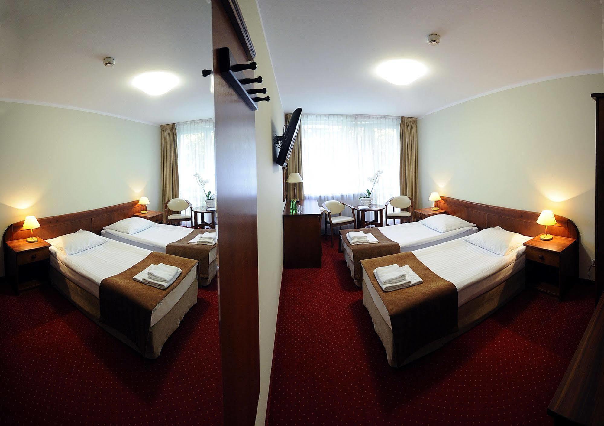 Hotel Zawisza Bydgoszcz Exteriör bild