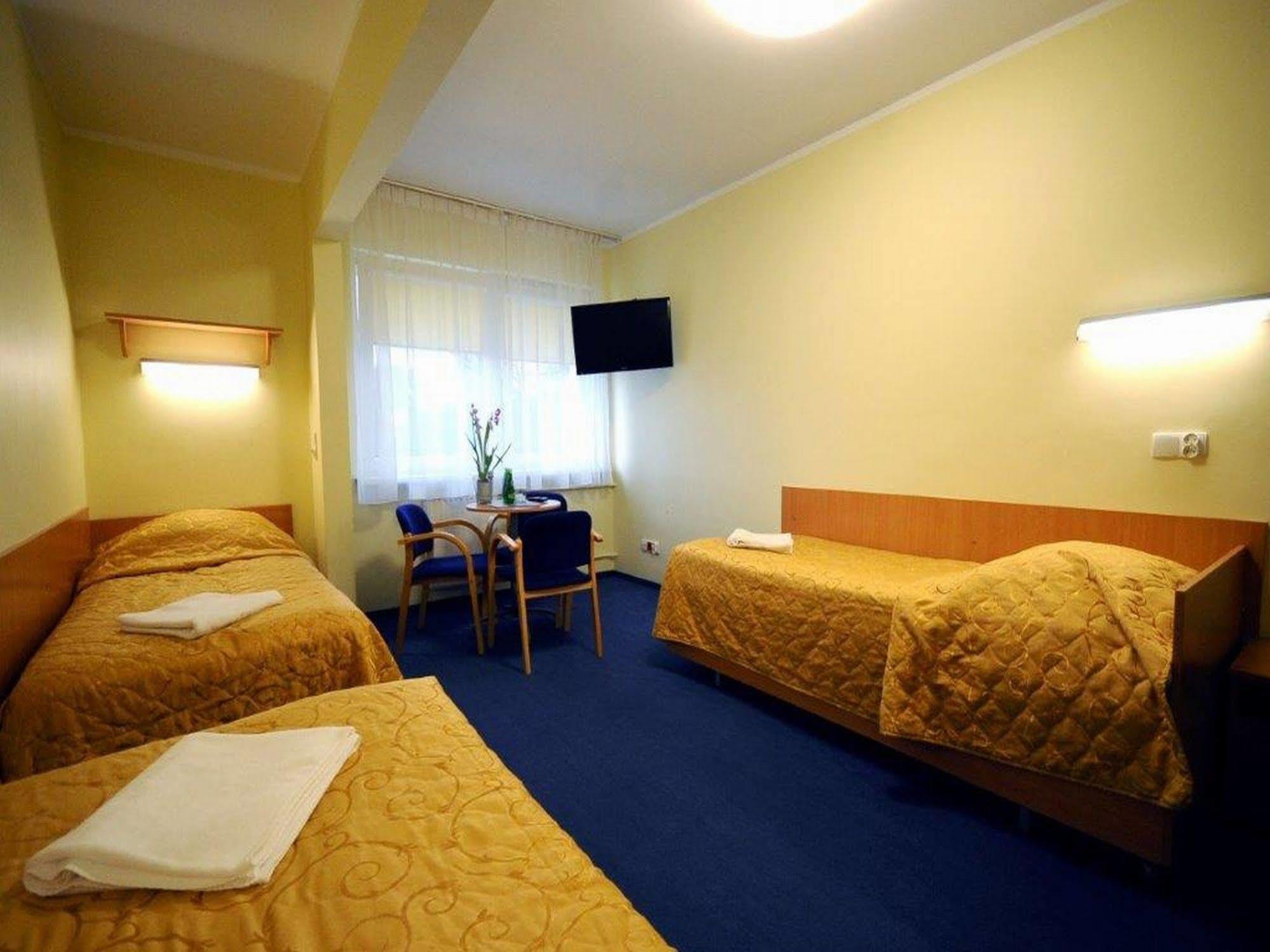Hotel Zawisza Bydgoszcz Exteriör bild